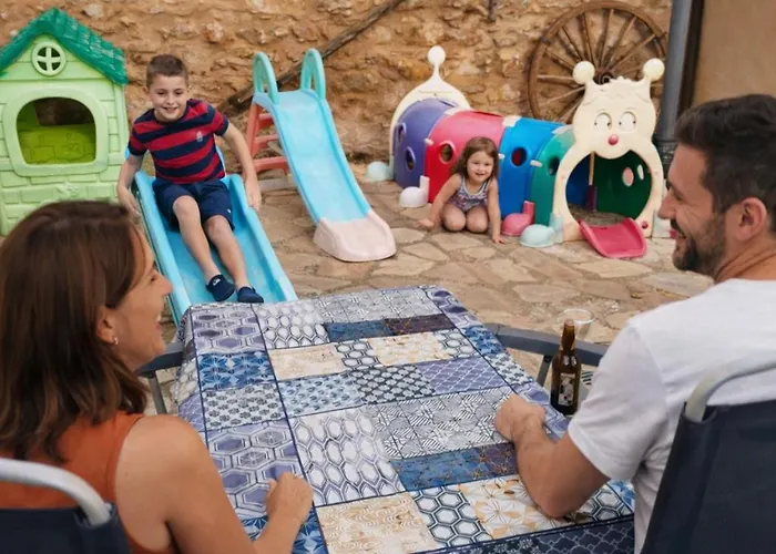 Casa Abascal Cerca De Albarracin Y Dinopolis 塞利亚