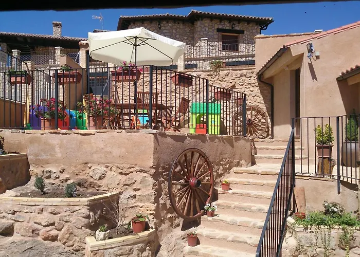 Landhaus Casa Abascal Cerca De Albarracin Y Dinopolis Cella