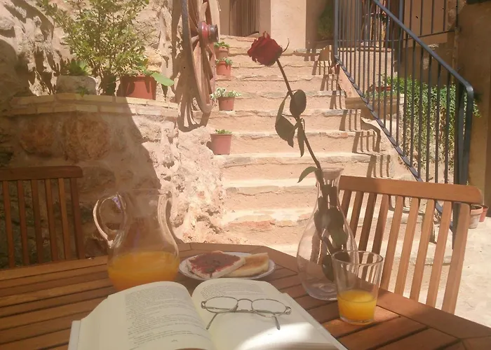 Casa Abascal Cerca De Albarracin Y Dinopolis Cella